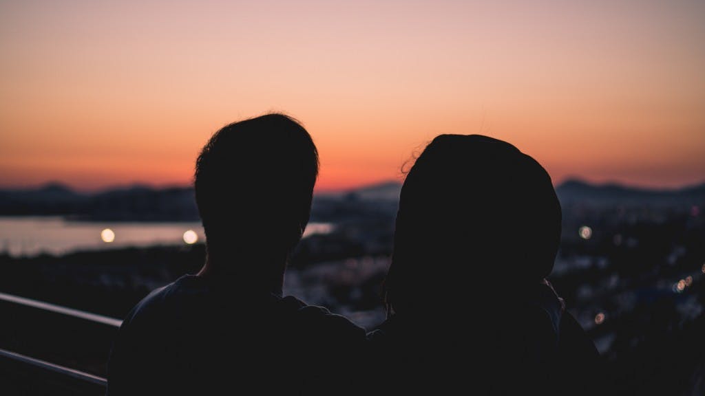 couple-sunset